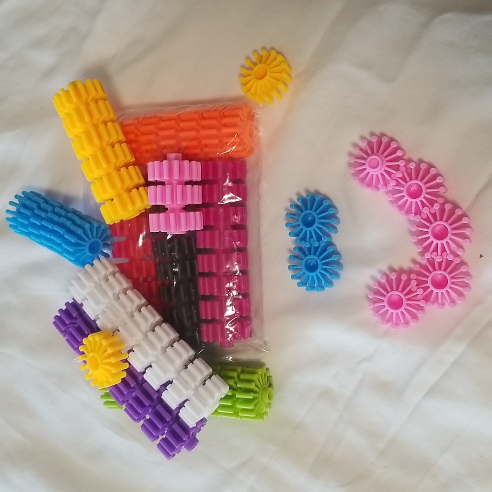Interlocking Gears Building Kit Learning Set, Manipulatives